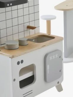 Mobilier De Cuisine Pour Poupée Mannequin En Bois FSC® Blanc - Vertbaudet -Magasin De Jouets mobilier de cuisine pour poupee mannequin en bois fsc 4